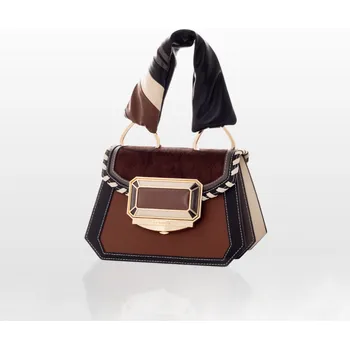 Kabelka CROMIA OASI DARSENA kožená kabelka – mandlově-hnědá