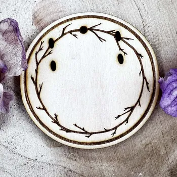 Náušnice Dřevěná zdobená karta na náušnice - motiv větviček