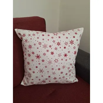Povlak na dekorativní polštářek Povlak na polštář bílý, červené vločky