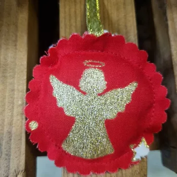 Vánoční ozdoba Vánoční vonná ozdoba kulatá s andílkem Barva: Červená