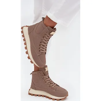 Dámské kozačky Zateplené dámské kozačky na platformě Marivira Barva: Béžová, Velikost: 37