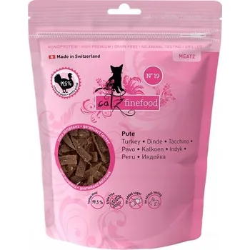 Pamlsek pro kočku Catz Finefood Meatz N.19 Krůta 45g
