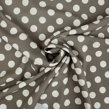 Šatovka Edita - Bílé puntíky (15 mm) na hnědošedé
