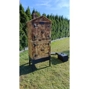 Udírna OHENVZAHRADE.CZ Dřevěná udírna 4XL Bestla s kováním a festovníma nohama
