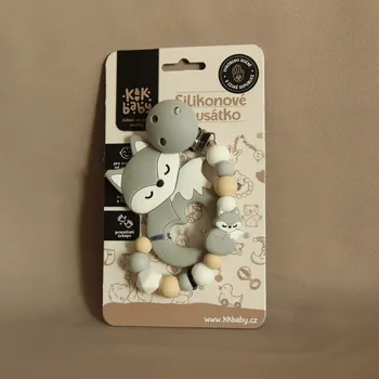 Kousátko na klipu Liška šedo-béžovo-bílá