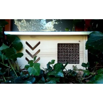 Hmyzí hotel Hmyzí hotel na zábradlí nebo okenní parapet ZDHHPAR