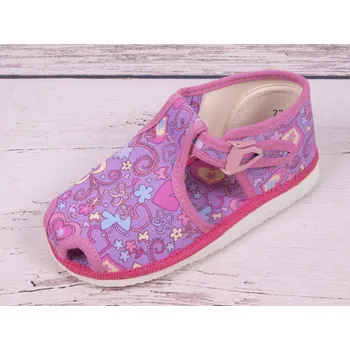 Dívčí bačkory Bačkůrky papučky HP Čechtín 505 fialkové se srdíčky a kvítky, přezka velikost: 25