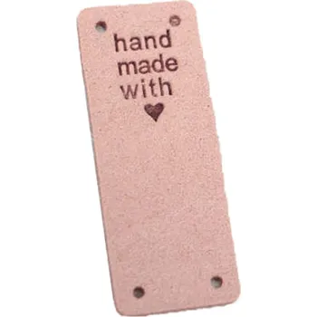 Dárková visačka Pro Háčkování Hand Made koženková cedulka - přes okraj - se srdíčkem 20x50 mm lososová