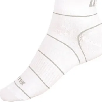 Dámské ponožky 99672 Sportovní ponožky nízké - bílá - 24-25