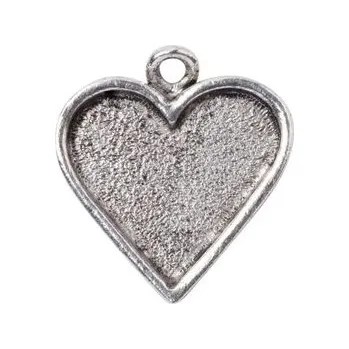 Přívěsek Nunn Design přívěsek s lůžkem malé srdce 18x6 mm postříbřený