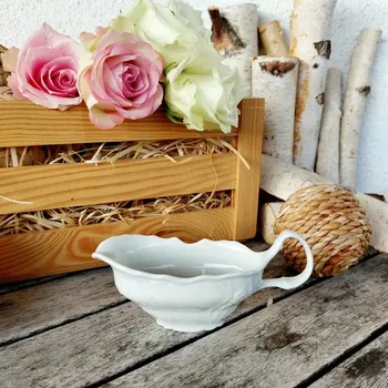 Polévková mísa BERNADOTTE IVORY omáčník 50 ml, slonová kost, Thun 1794 (Porcelánový omáčník 2. jakost)