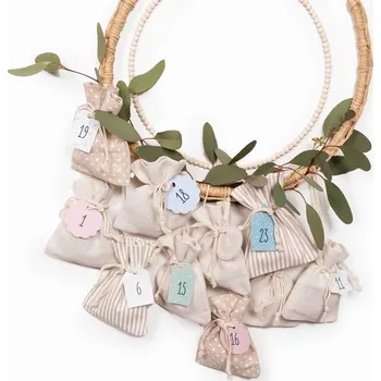 kreativní sada Sada na výrobu adventního kalendáře s plátěnými pytlíky