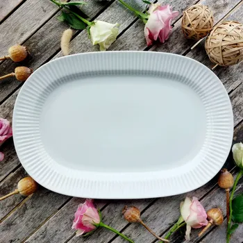 LINKA mísa oválná 42 cm, bílá, Thun 1794 (Porcelánová mísa 2. jakost)