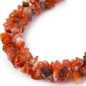 Přívěsek Zlomky z minerálu Karneol 80cm