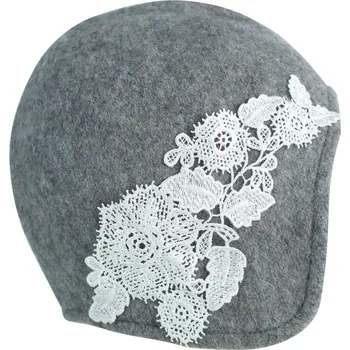 Pokrývka hlavy Dámský klobouk s krajkovými květy šedý
