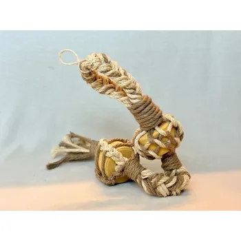 Krmivo pro koně HryzLiz trvanlivá hračka pro koně do boxu i ven s minerálním lizem Lolly Lick, Balení 3 kg