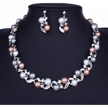 Souprava šperků B-TOP Dámská souprava s perlami Lady Druh barvy: Stříbrná