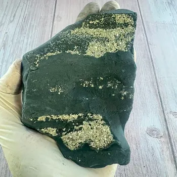 Šungit s pyritem surový 25 cca 12 x 6,6 cm, 453 g