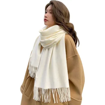 Šála Dámská šála 200x70 cm Imitace kašmíru Jemná měkká jednobarevná šála s třapatými konci Elegantní hřejivý doplněk na podzim a zimu bílá