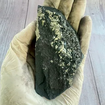 Šungit s pyritem surový 28 cca 10,1 x 5,8 cm, 160 g