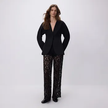 Dámské kalhoty Reserved - Krajkové kalhoty s viskózou - černý - XU704-99X - XU704-99X-S