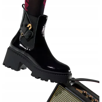 Dámská zimní obuv Kotníkové Boty DÁMSKÉ Černé LAKOVANÉ Platforma Ozdobná Spona vel. 39