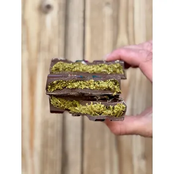 Čokoláda CAKES BY MARUŠKA - plněná čokoládová tabulka mléčná DUBAJSKÁ 220g