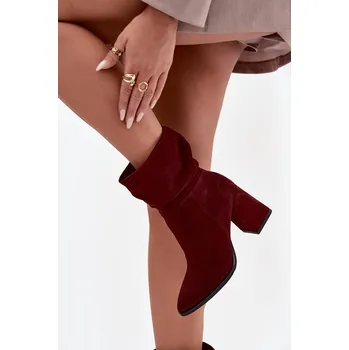 Dámské kozačky Kozačky z přírodního nubuku vyhřívané na podpatku s mačkáním Zazoo 4216 Barva: Červená, Velikost: 35