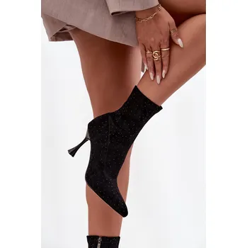 Dámské kozačky Zdobené dámské boty na podpatku D&A JC52-882 Barva: Černá, Velikost: 37