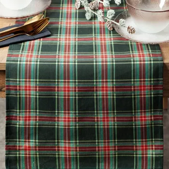 Vánoční běhoun na stůl 40x180 cm zelené skotské káro