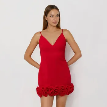 Dámské šaty Reserved - Šaty s ozdobnou aplikací - červená - 190HU-33X - 190HU-33X-M