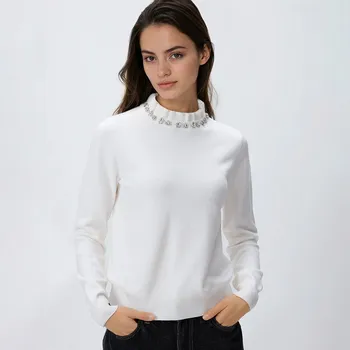 Dámský svetr Reserved - Svetr s dekorativní aplikací - tělová - 7242B-02X - 7242B-02X-XS