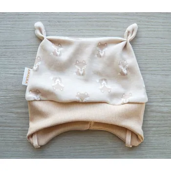 Kojenecká čepice AMÁLKA Bavlněná čepička malá liška, oříšková Velikost: 56-62