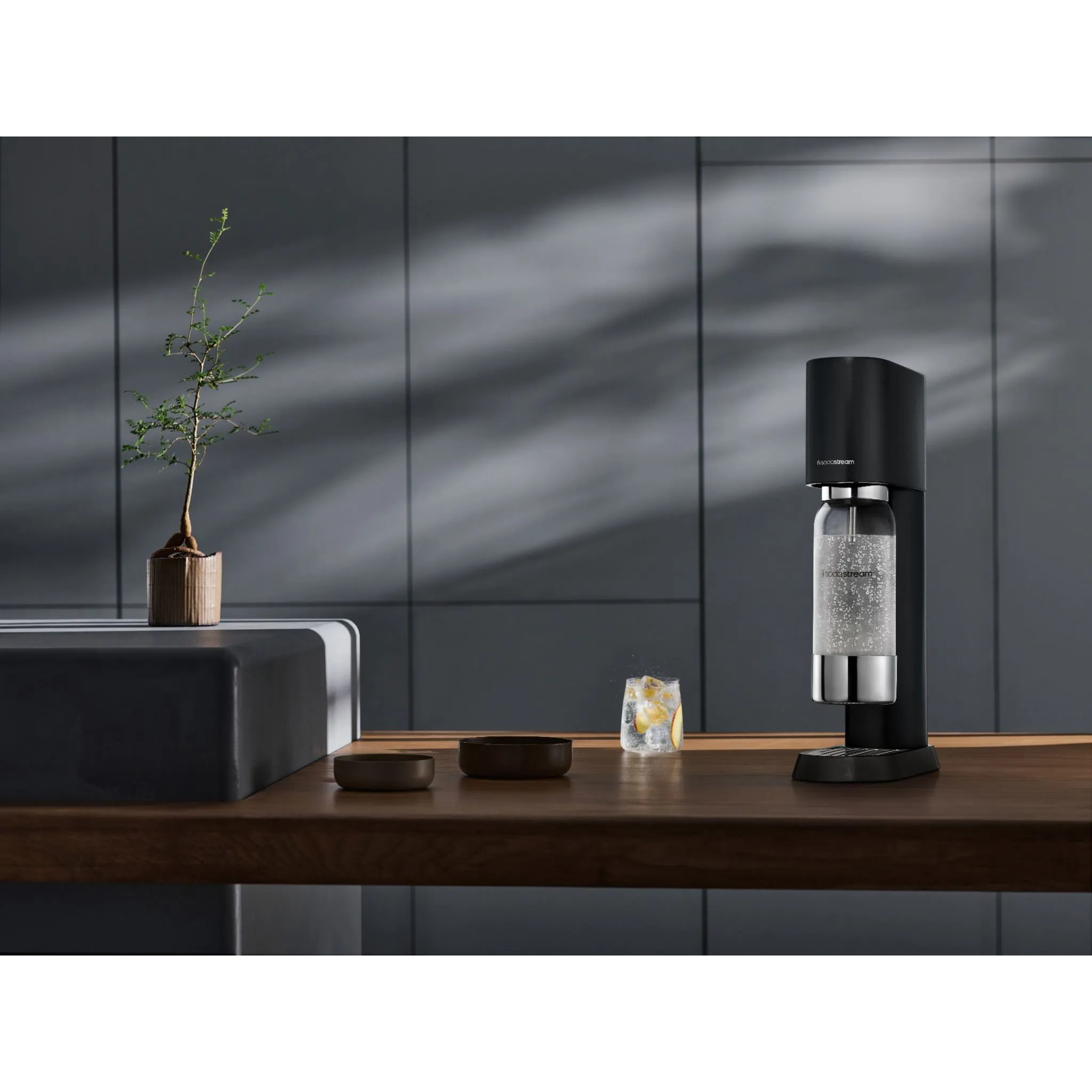 Fotografie 5 - Výrobník sody Sodastream Enso černý