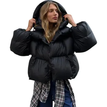 Dámská zimní bunda s kapucí Teplá bunda na patenty s límcem a kapsami Pohodlný zimní kabát s teplým zapínáním pro každodenní nošení černá S