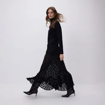 Dámská sukně Reserved - Strukturovaná sukně - černý - 039HW-99X - 039HW-99X-XS