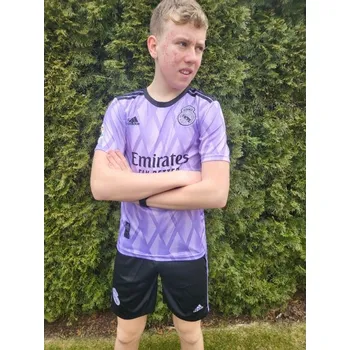 REAL MADRID - Karim Benzema - fialovo-černý 10