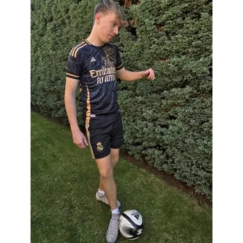 REAL MADRID - Ronaldo - černo-zlatý 12