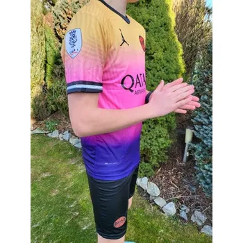 PSG - Messi - žluto-růžovo-modrý 12