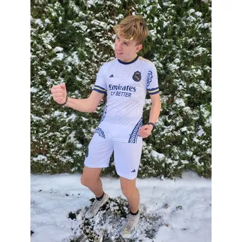 REAL MADRID - Vini -bílo-šedo-modrý 10