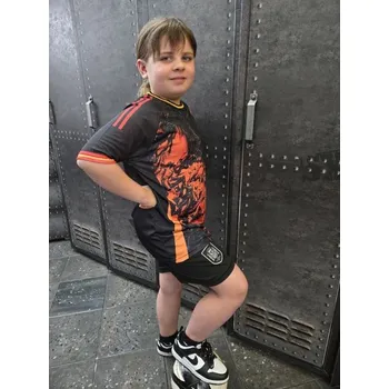 ŠPANĚLSKO - Yamal - černo-oranžový 10