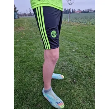 MAN.UNITED - Ronaldo - svítivě zeleno-černý 10