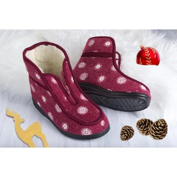 Pánská zimní obuv Wooline Důchodky s ovčí vlnou dámské, červené s vyšívanými květy Velikost obuvi: 41