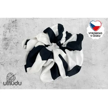 umudu Saténová scrunchie gumička Black & White Waves – ručně šitá v Česku | Umudu