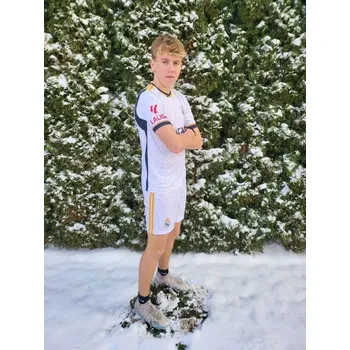 REAL MADRID - Vini - bílo-černo-zlatý (235) 12