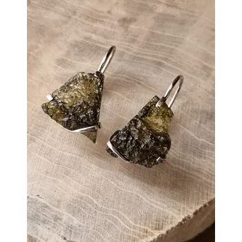 Náušnice Stříbrné náušnice s vltavíny P36 00032