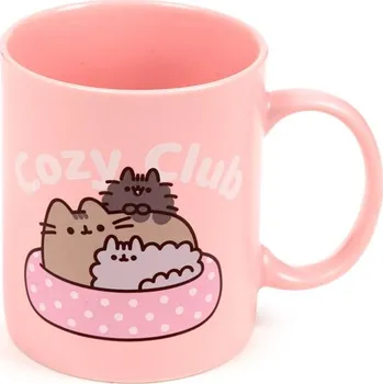 Kočičí paní Porcelánový hrnek s kočkou Pusheen a koťaty