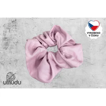 umudu Saténová scrunchie gumička Soft Rose – ručně šitá v Česku | Umudu
