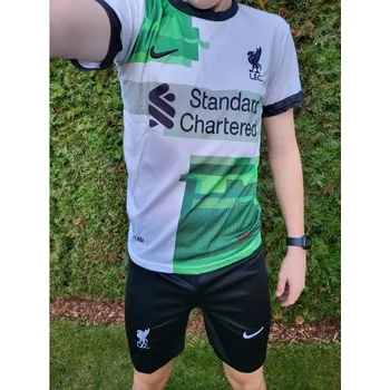 LIVERPOOL - Virgil Van Dijk - bílo-zelený 10