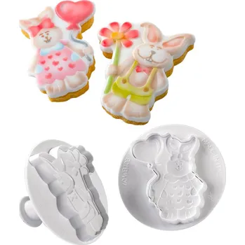 Vytlačovač-vykrajovátko plast a stencil (zamilovaní zajíci) 2+2 ks/sada